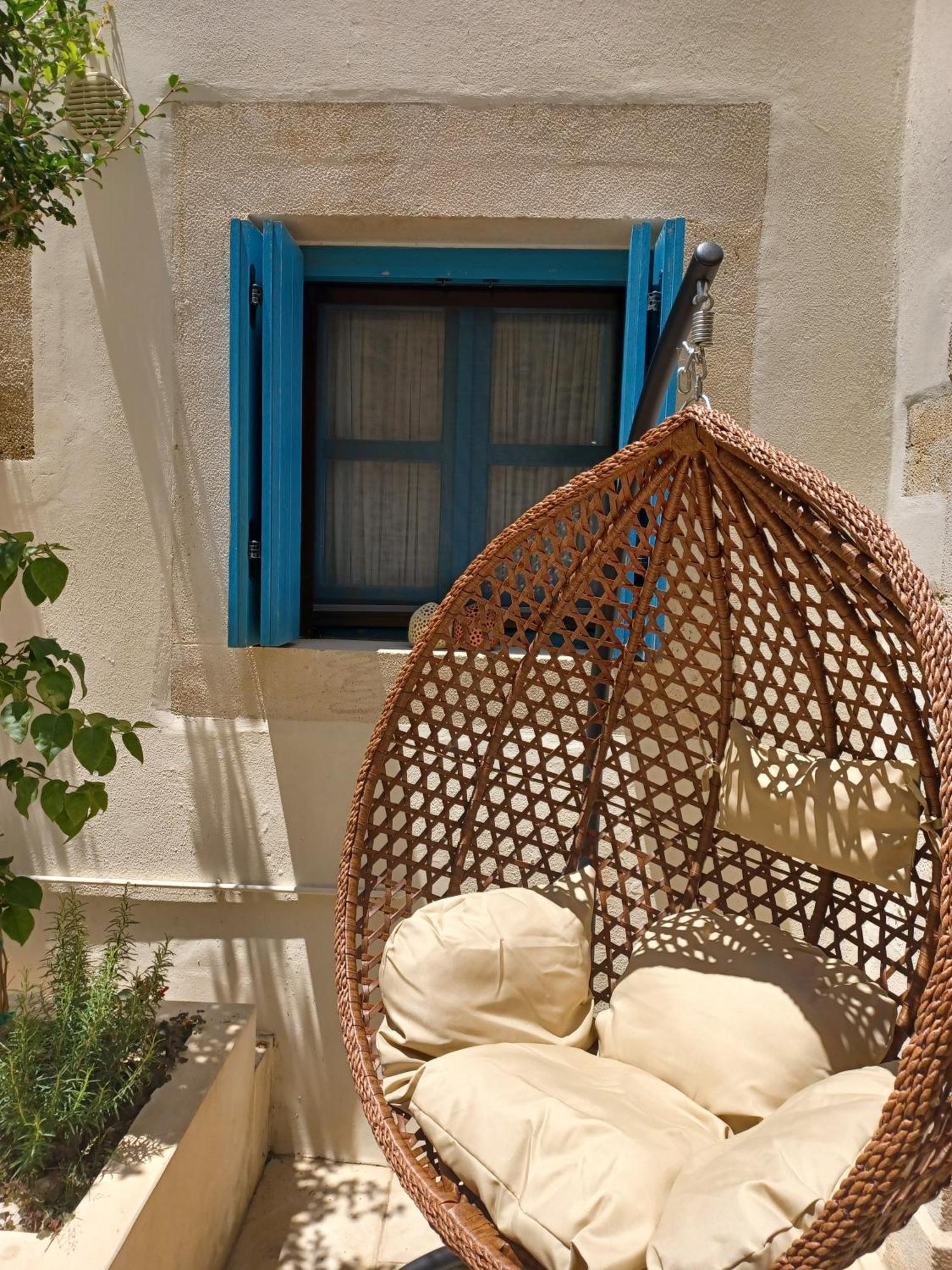 Aposperitis Villa