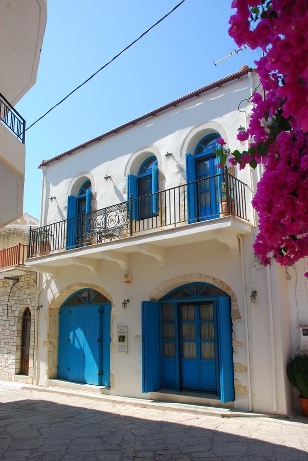 Aposperitis Villa